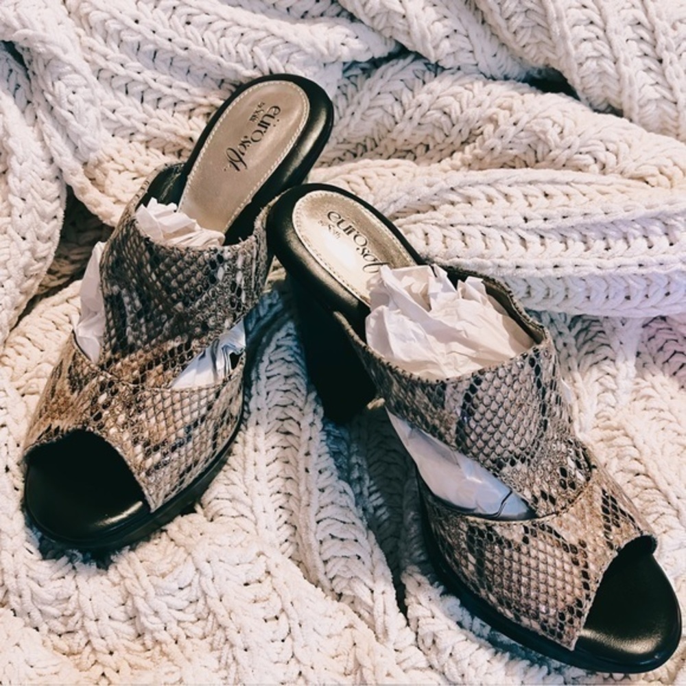 COPY - Euro soft snake skin sheep sandals size 9